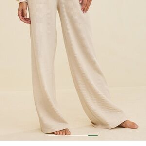 Are Chic Beige Wide-Leg Pants